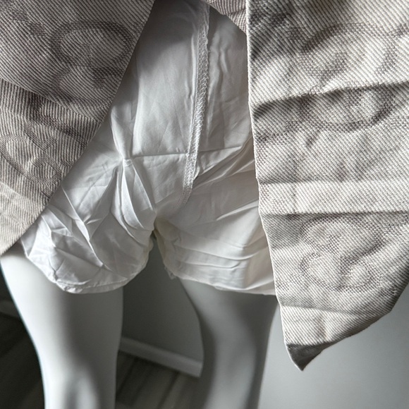 GG  pleated mini Skirt /skort NEW! 28”waist off white red/green belt - Picture 12 of 16